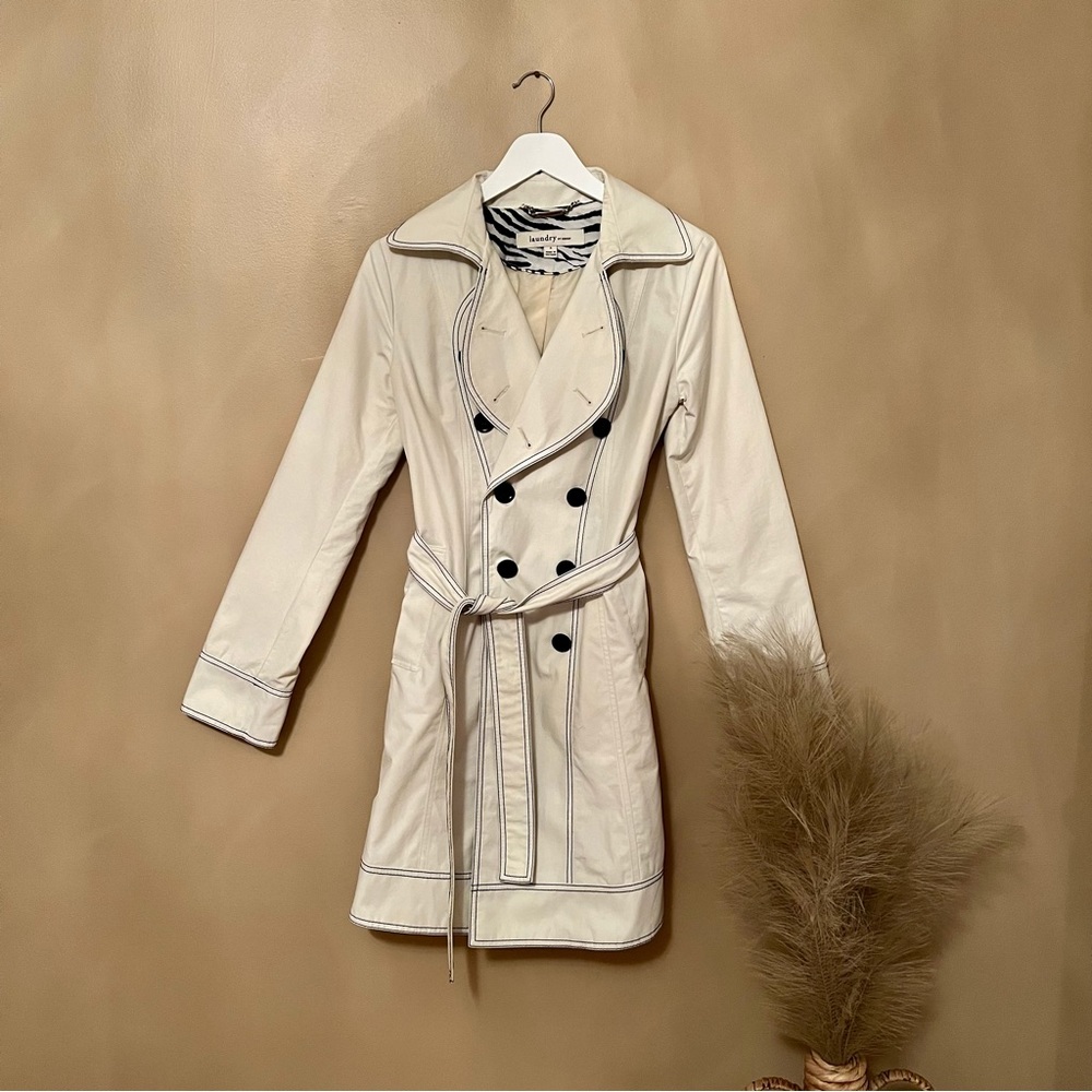 COPY - White Trench Coat From Laundry by Shelli Segal Vintage Trench